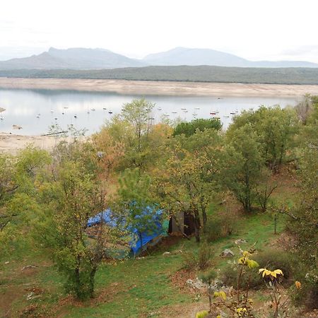 Camping De Cervera De Buitrago Ngoại thất bức ảnh