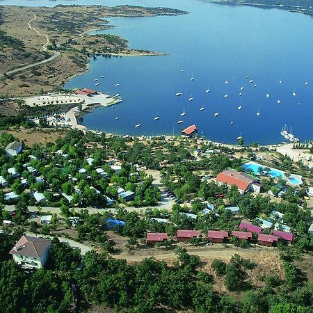 Camping De Cervera De Buitrago Ngoại thất bức ảnh
