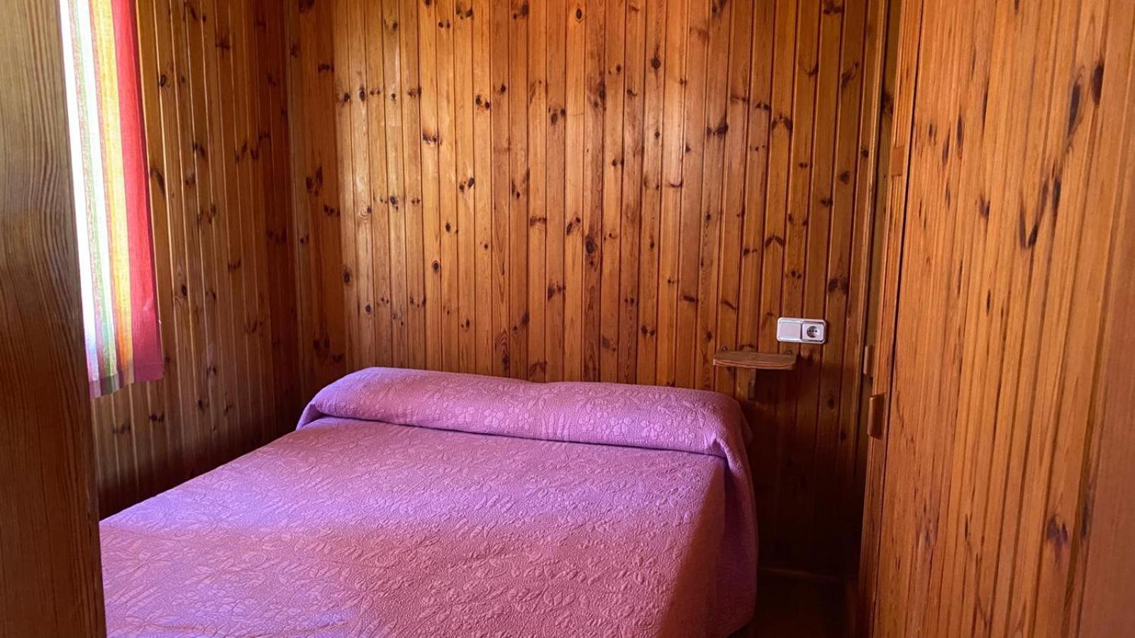 Camping De Cervera De Buitrago Ngoại thất bức ảnh