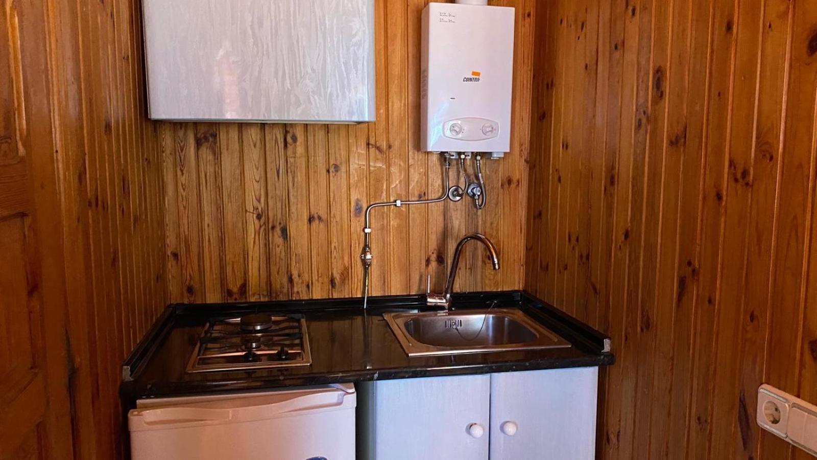 Camping De Cervera De Buitrago Ngoại thất bức ảnh
