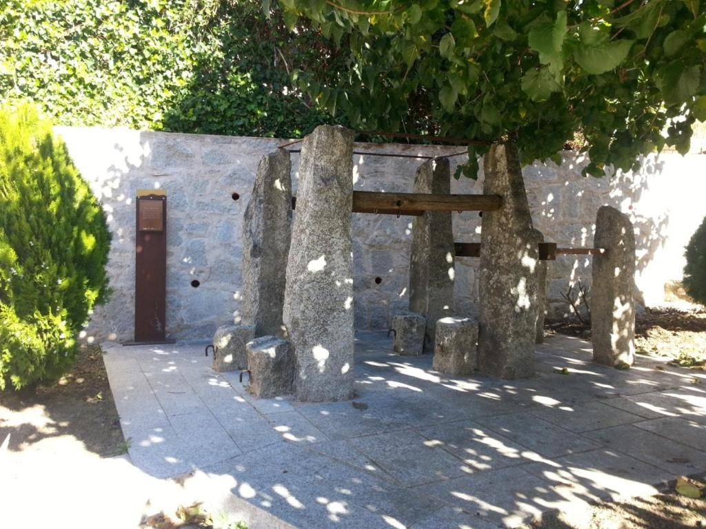 Camping De Cervera De Buitrago Ngoại thất bức ảnh