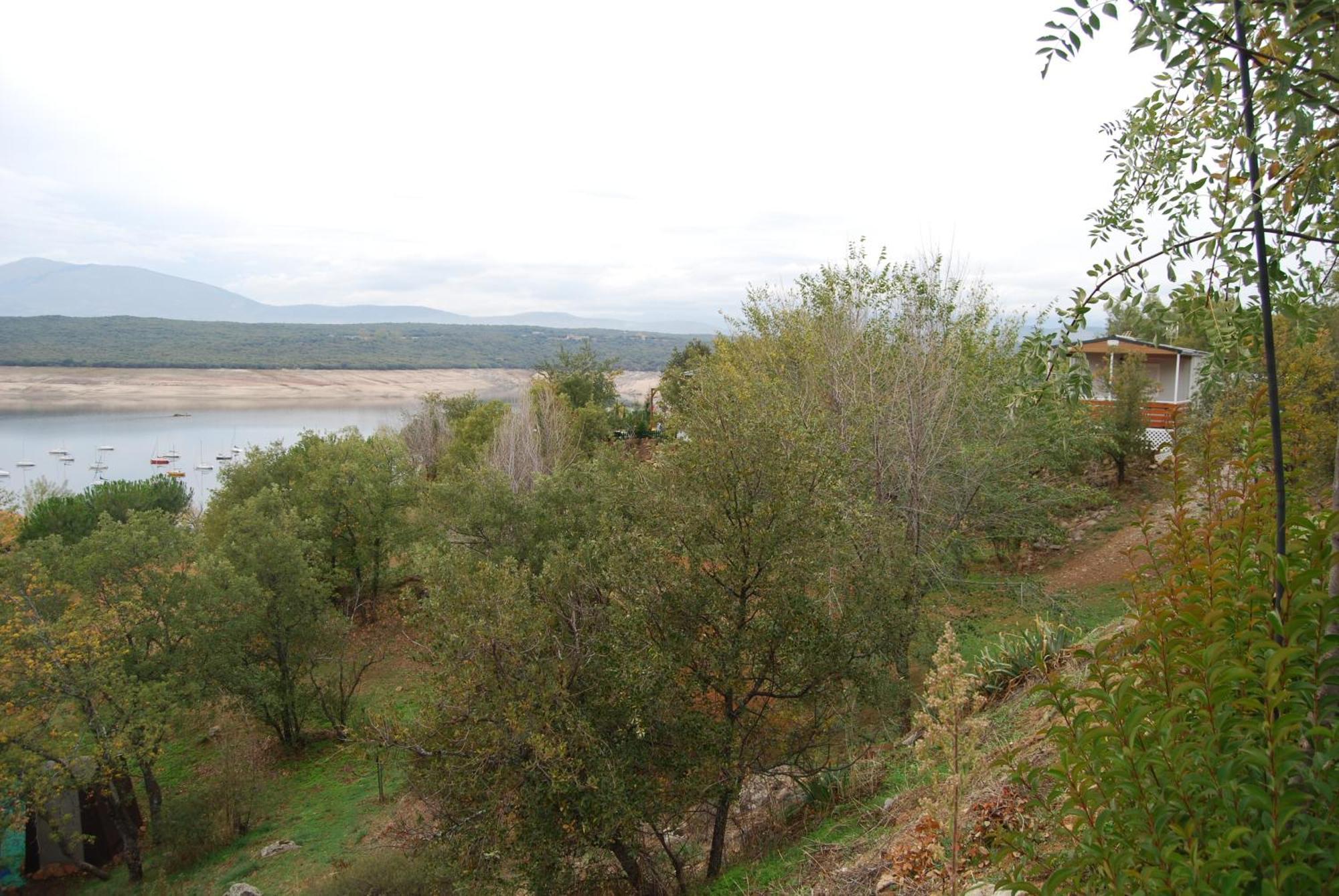 Camping De Cervera De Buitrago Ngoại thất bức ảnh