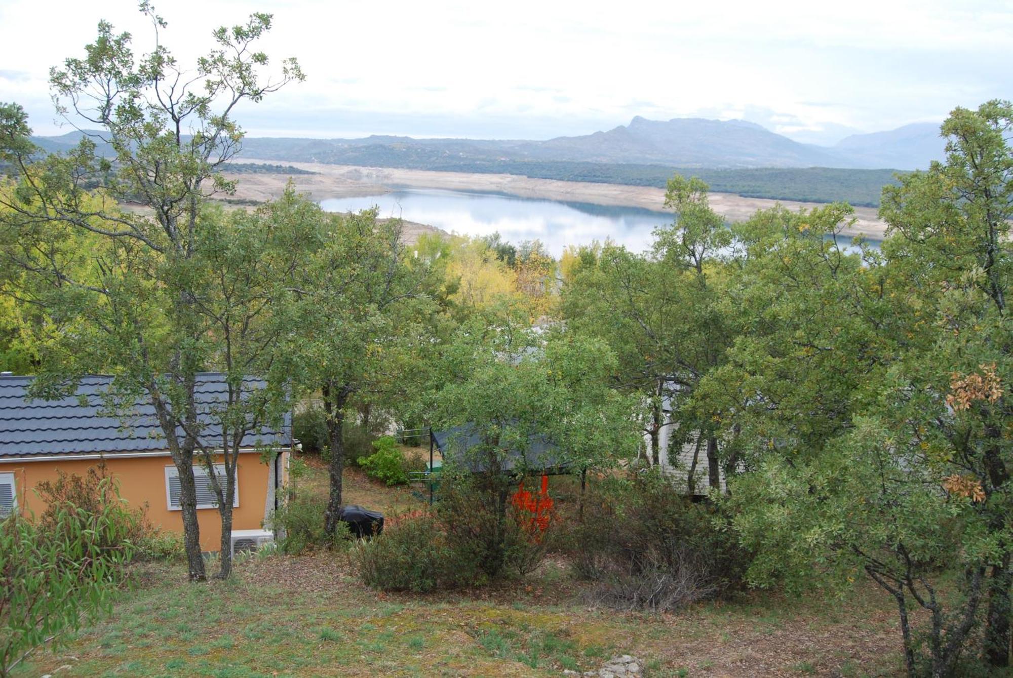 Camping De Cervera De Buitrago Ngoại thất bức ảnh