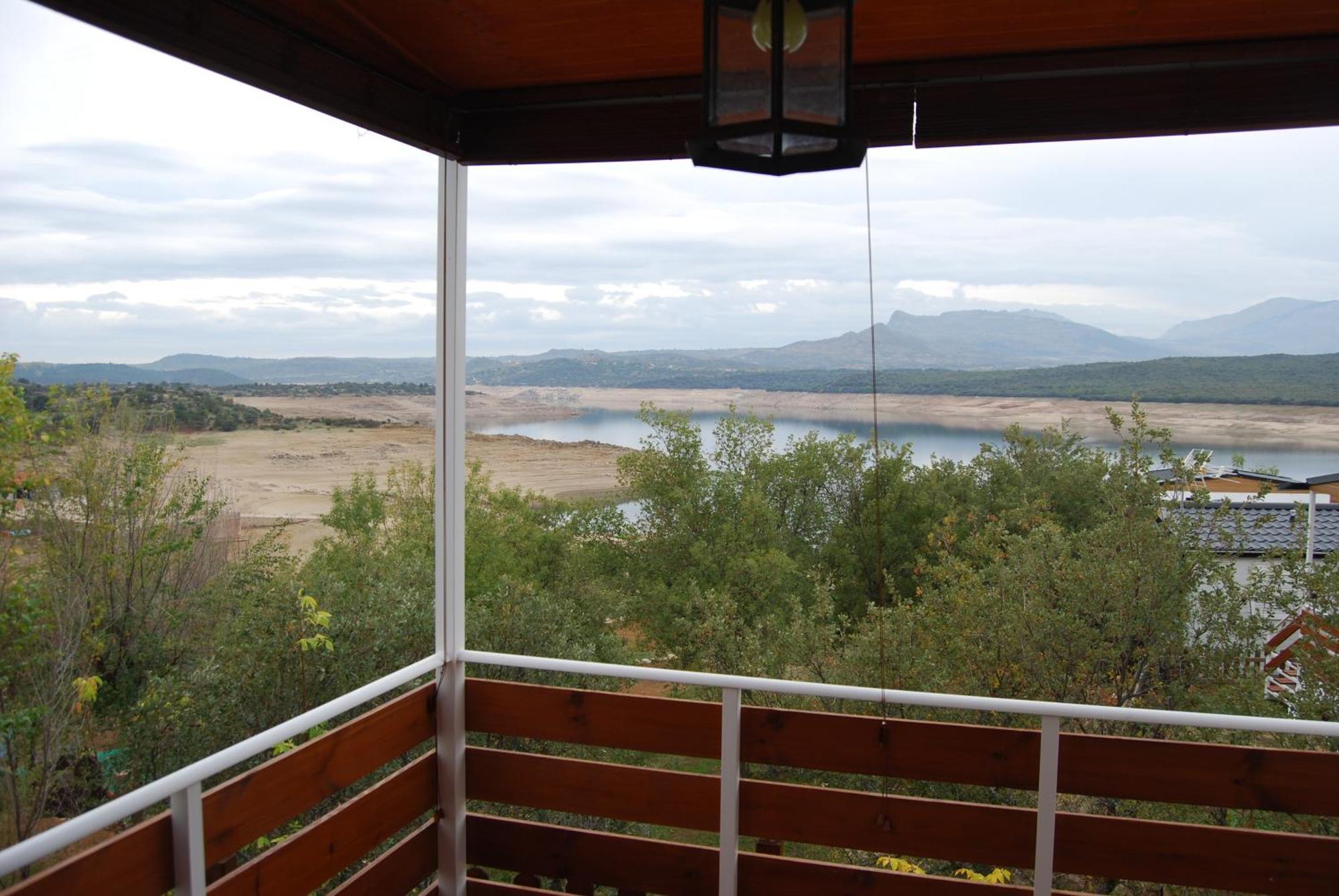 Camping De Cervera De Buitrago Ngoại thất bức ảnh