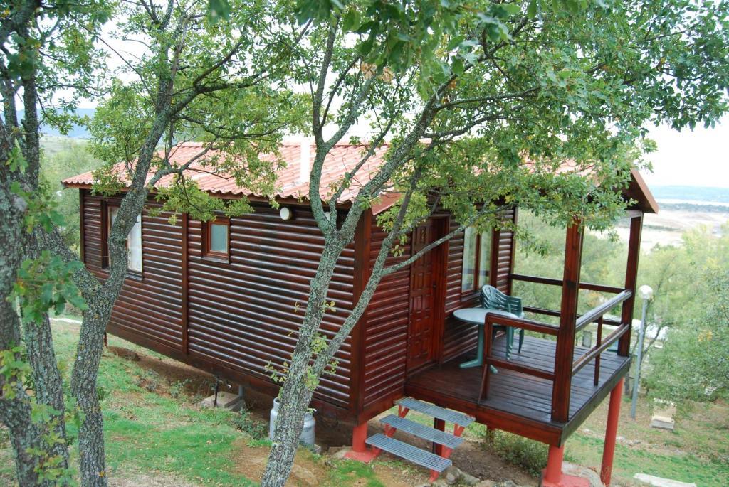 Camping De Cervera De Buitrago Ngoại thất bức ảnh