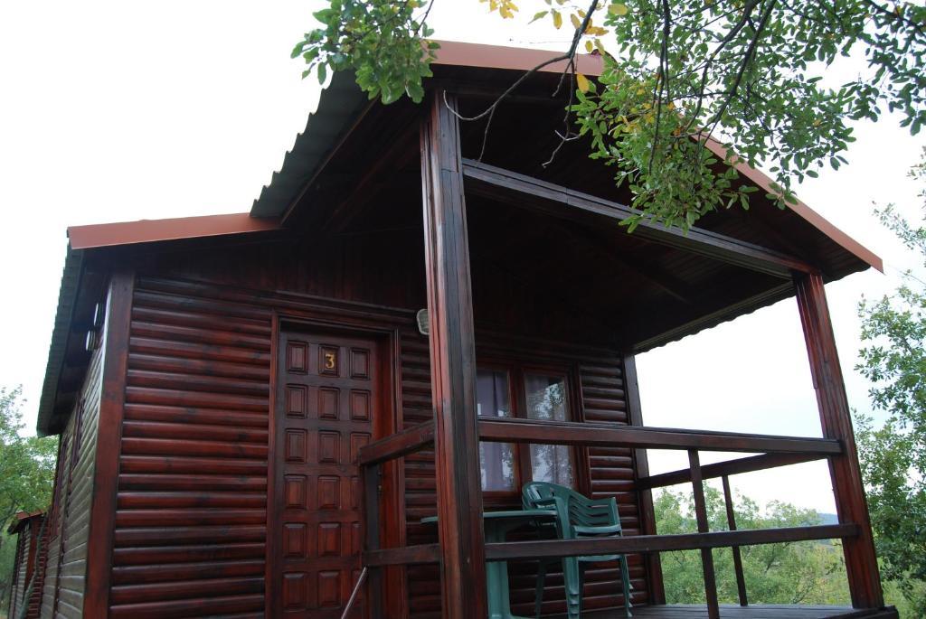 Camping De Cervera De Buitrago Ngoại thất bức ảnh